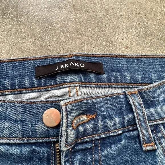 J Brand Adele Crop ankle Straight leg High Rise RIVAL Denim Jeans 27 -- 8334E476 - Picture 4 of 13